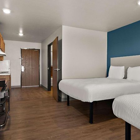 Woodspring Suites Champaign Near University エクステリア 写真