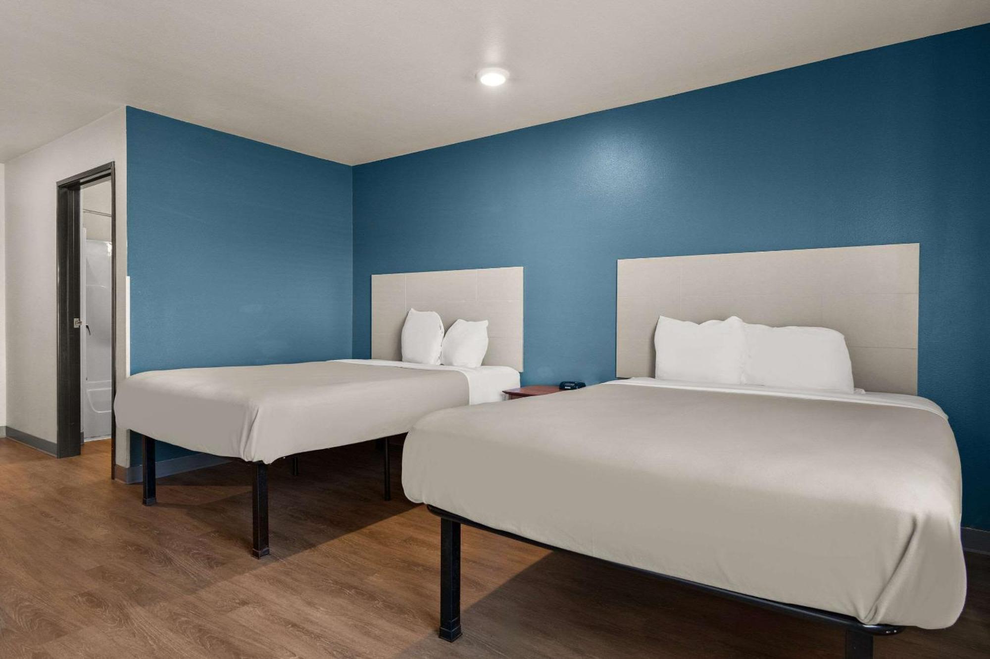 Woodspring Suites Champaign Near University エクステリア 写真