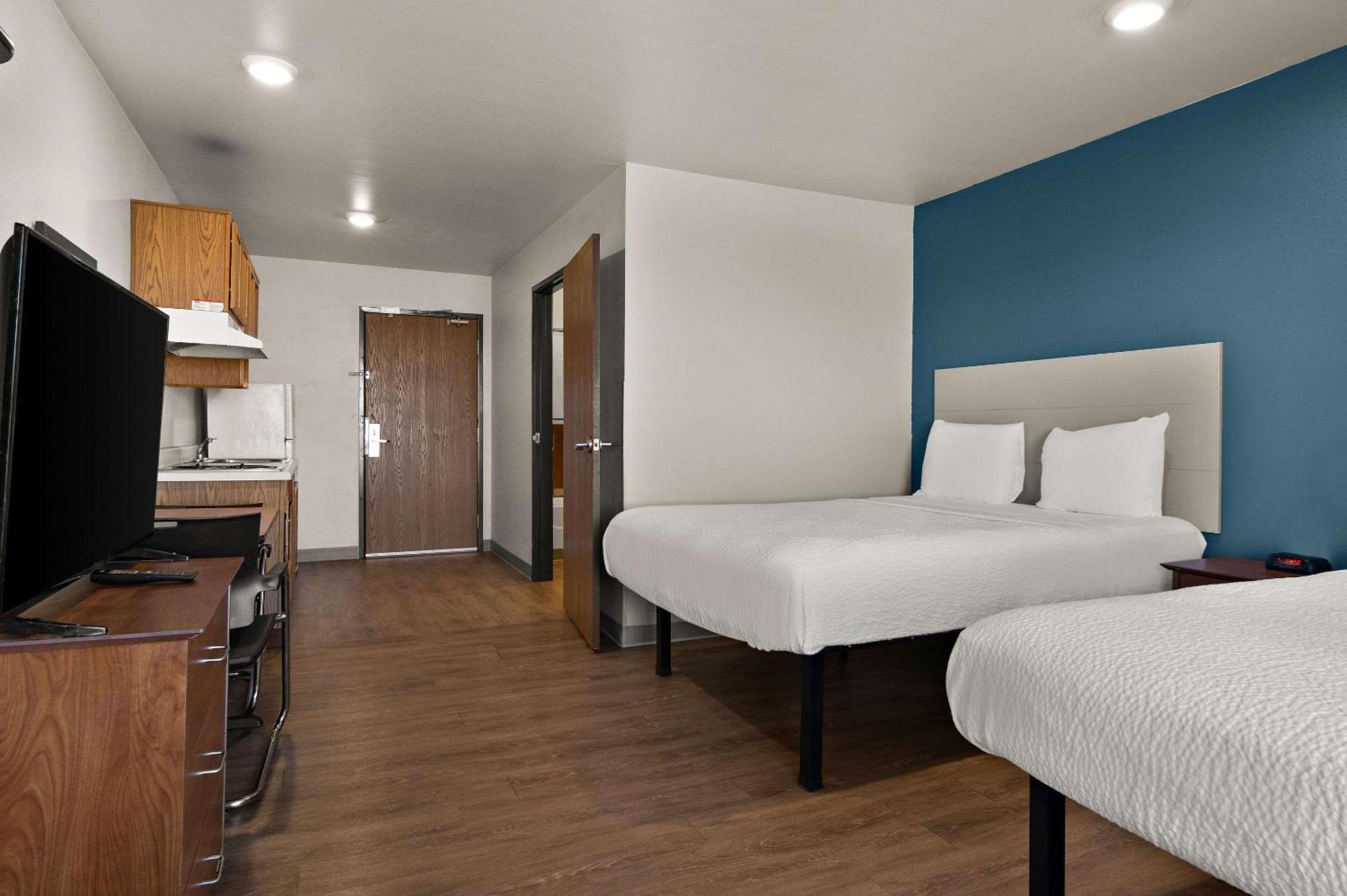 Woodspring Suites Champaign Near University エクステリア 写真
