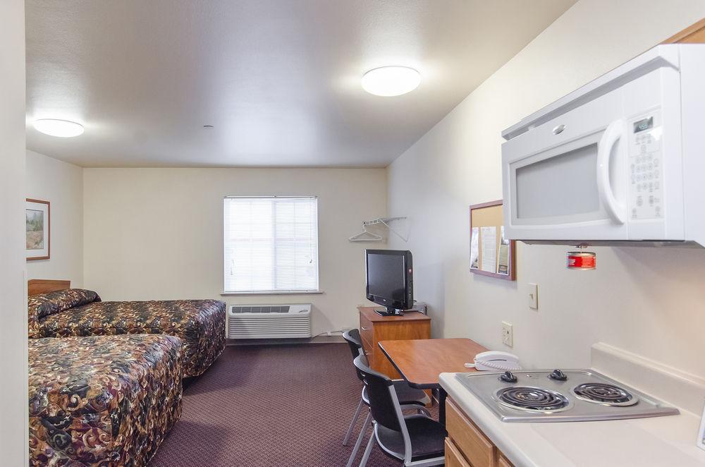 Woodspring Suites Champaign Near University エクステリア 写真