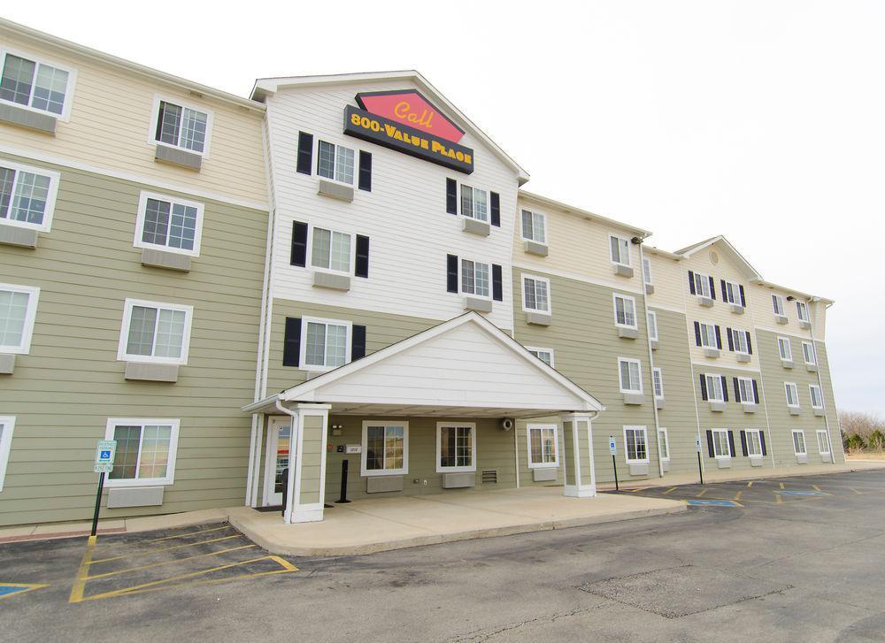 Woodspring Suites Champaign Near University エクステリア 写真