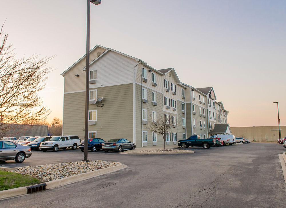 Woodspring Suites Champaign Near University エクステリア 写真